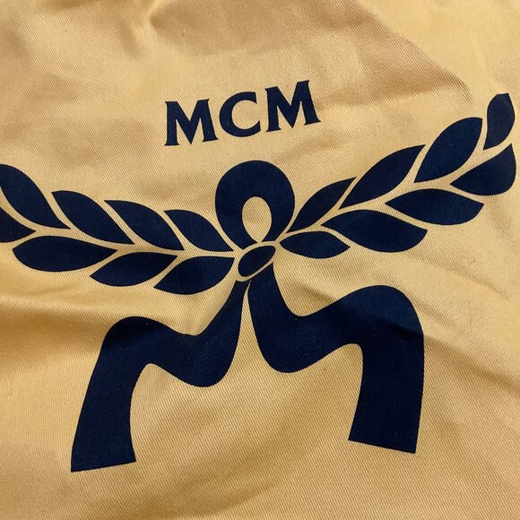 NEW MCM Himmel Lauretos XL Tote Bag - Picture 9 of 10